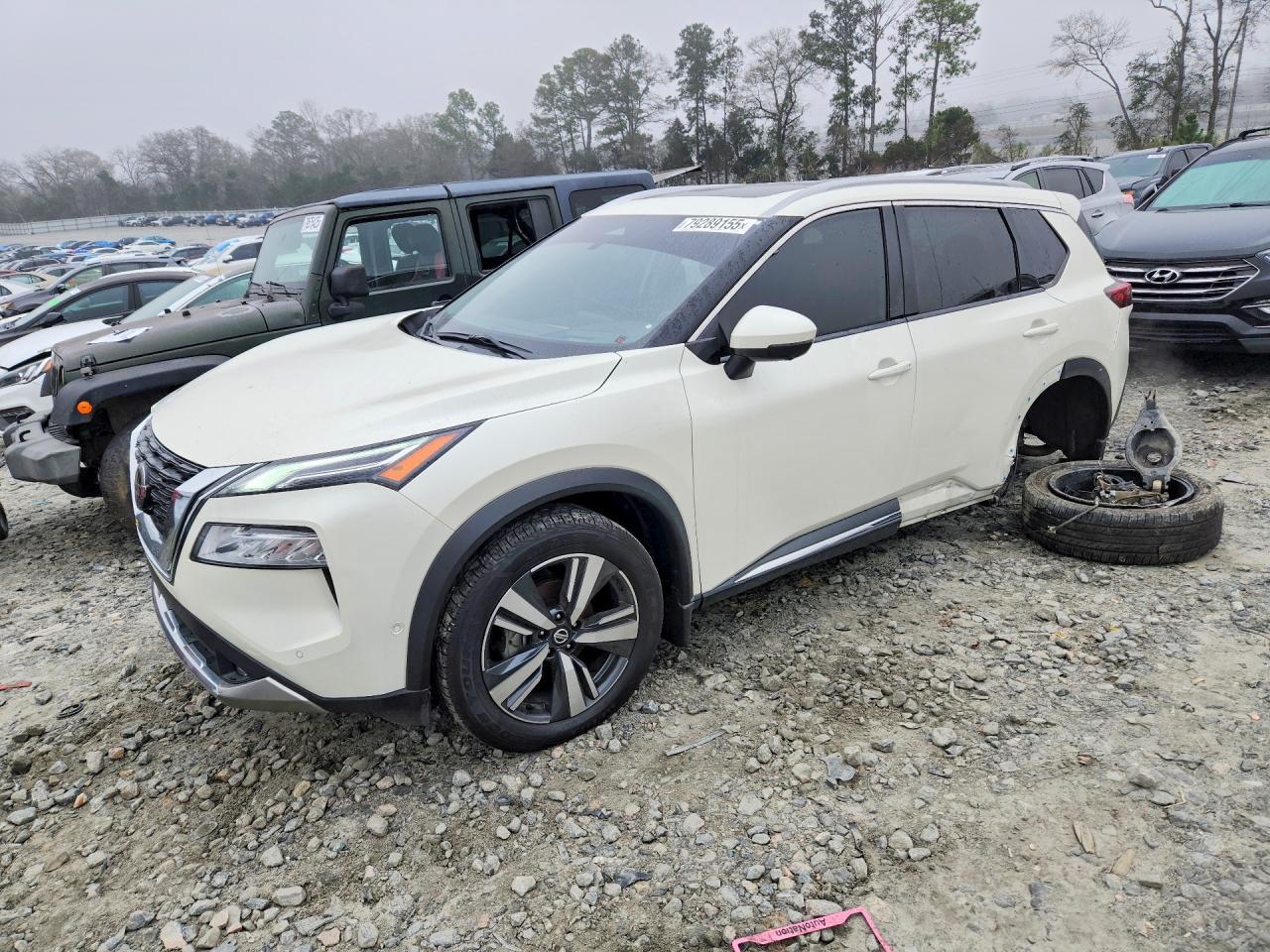 2021 Nissan Rogue Platinum - zdjęcie główne