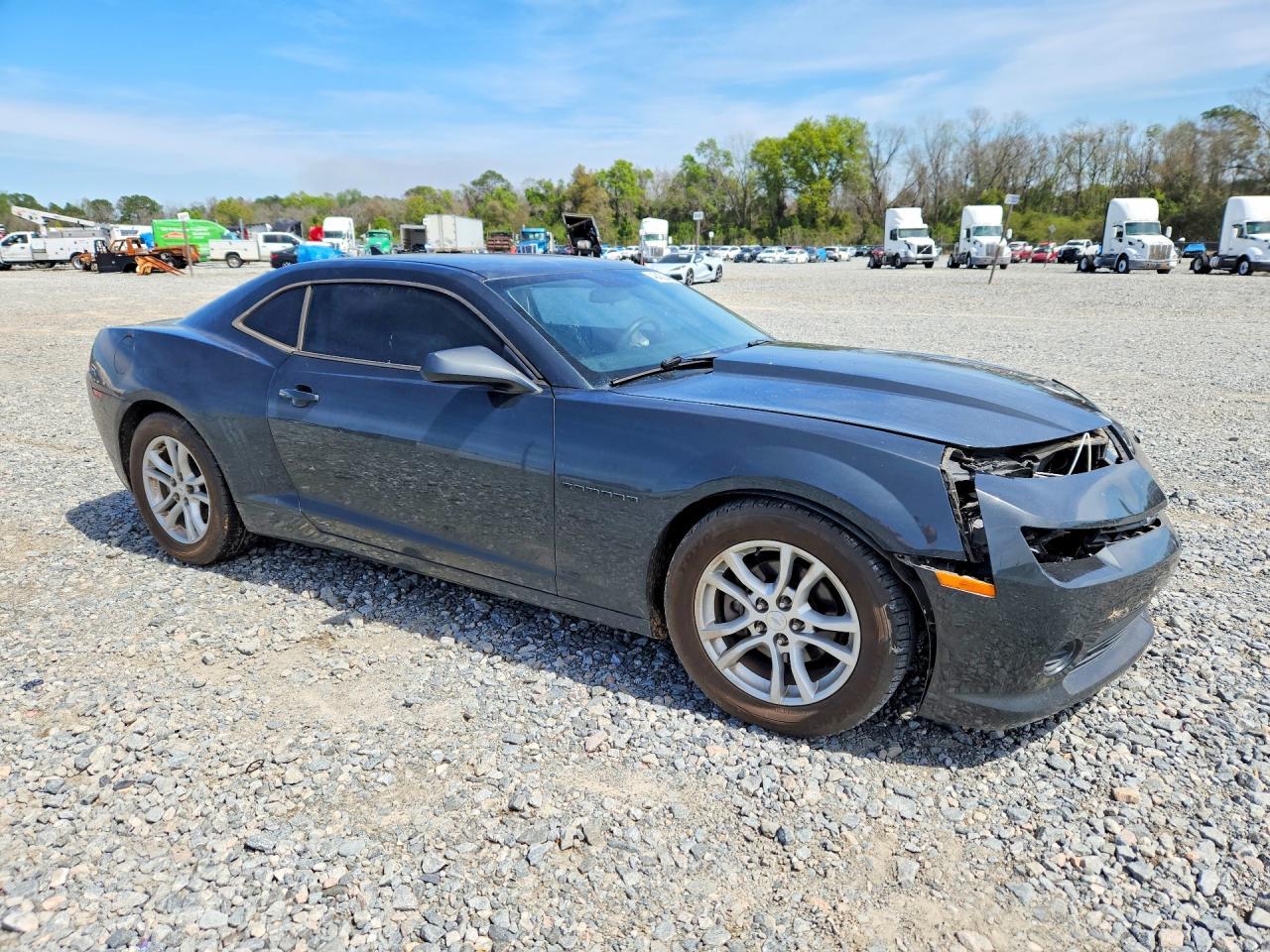 2015 Chevrolet Camaro Ls - zdjęcie 4