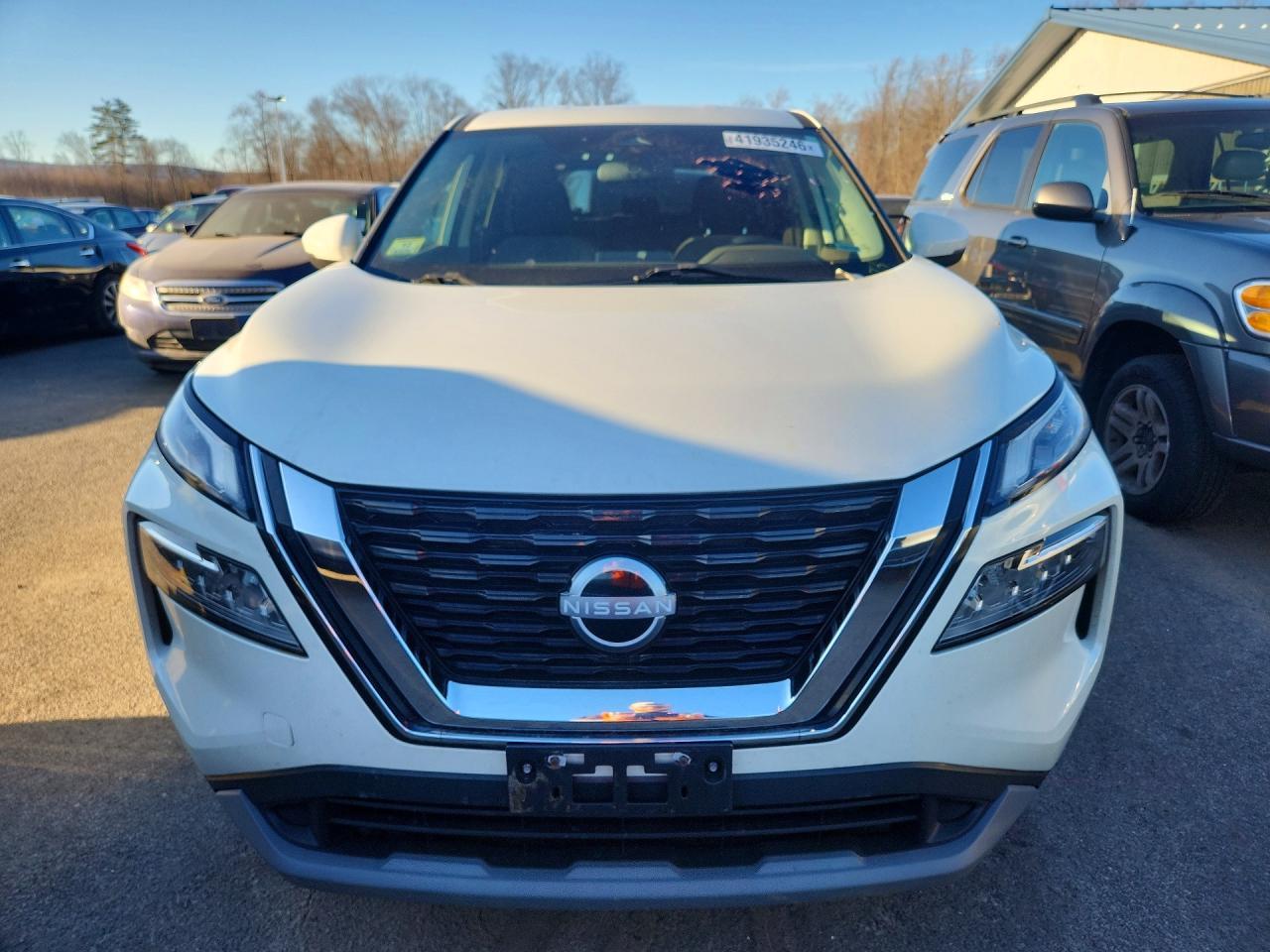 2023 Nissan Rogue Sv - zdjęcie 5