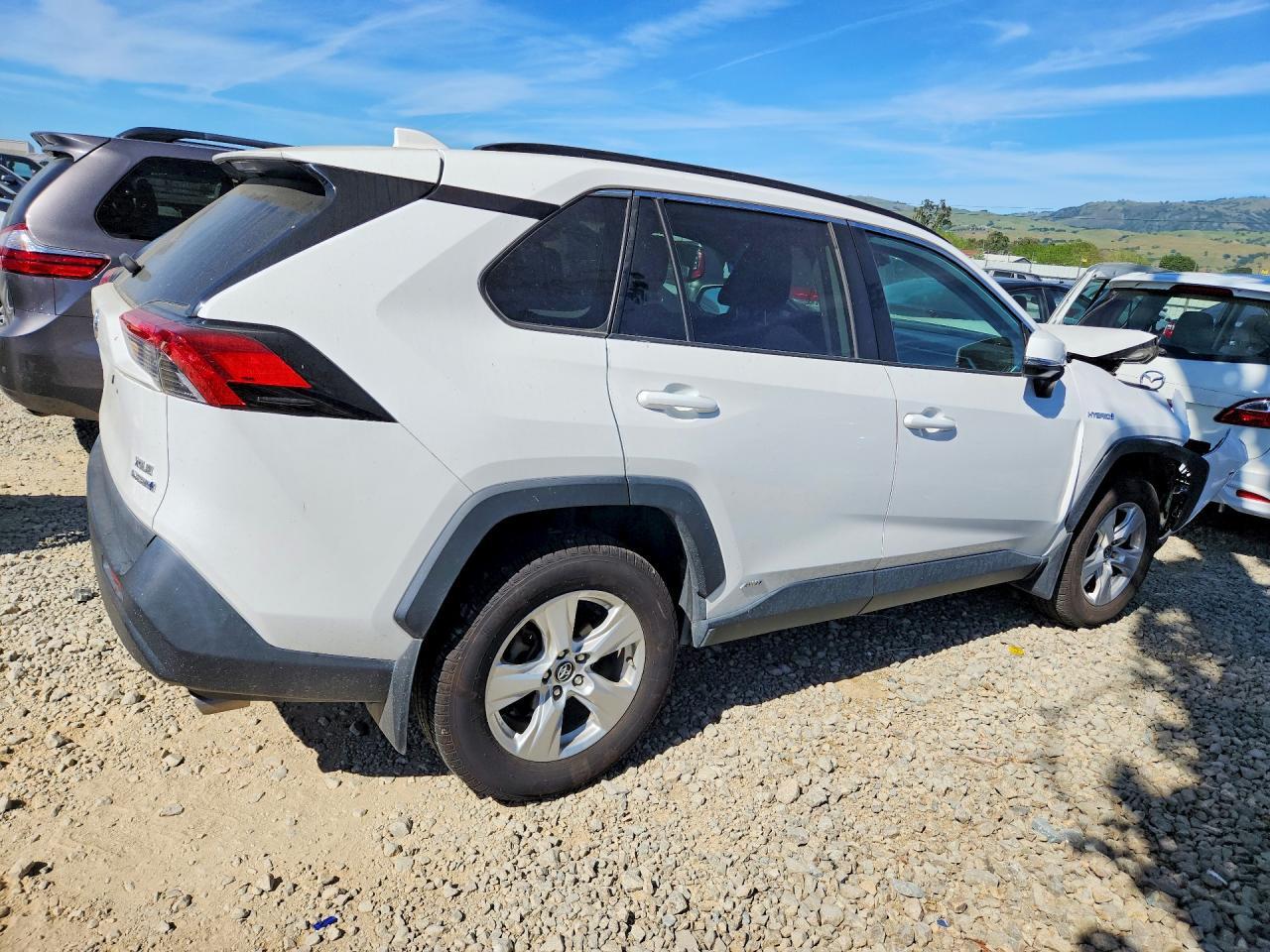 2019 Toyota Rav4 Hybrid Xle - zdjęcie 3