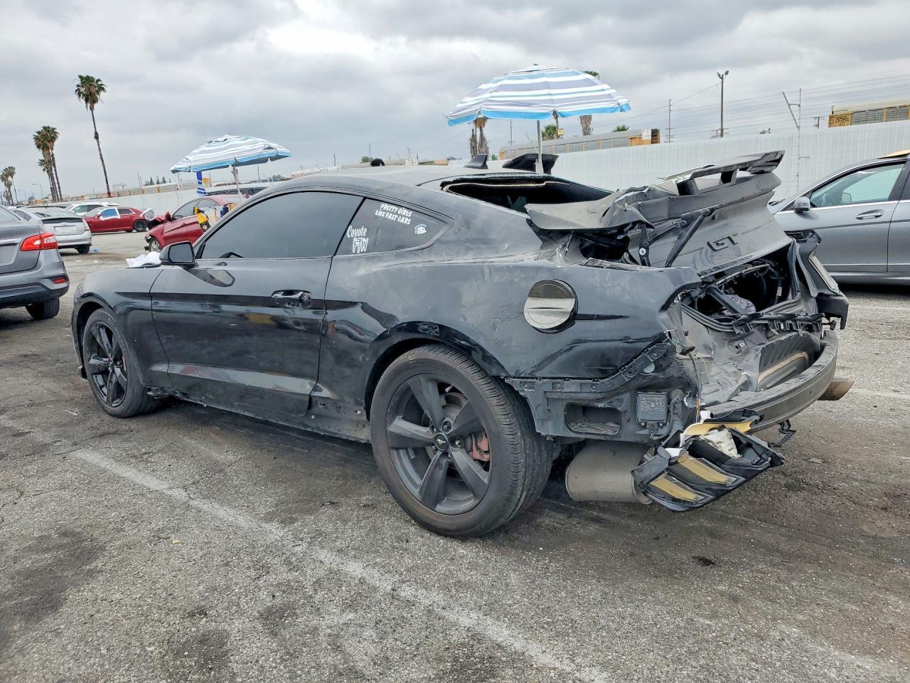 2022 Ford Mustang Gt - zdjęcie 2