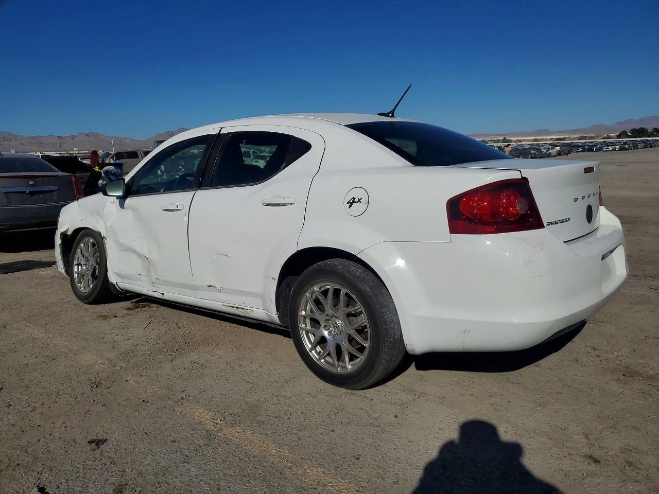2013 Dodge Avenger Se - zdjęcie 2
