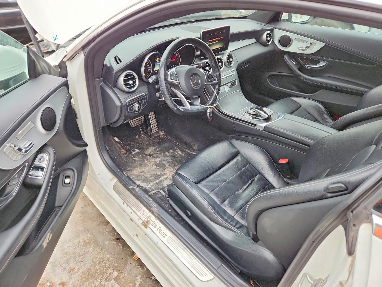 2017 Mercedes Benz C 300 4Matic - zdjęcie 8