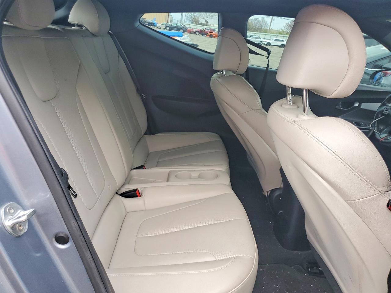 2020 Hyundai Veloster Turbo Ultimate - zdjęcie 10