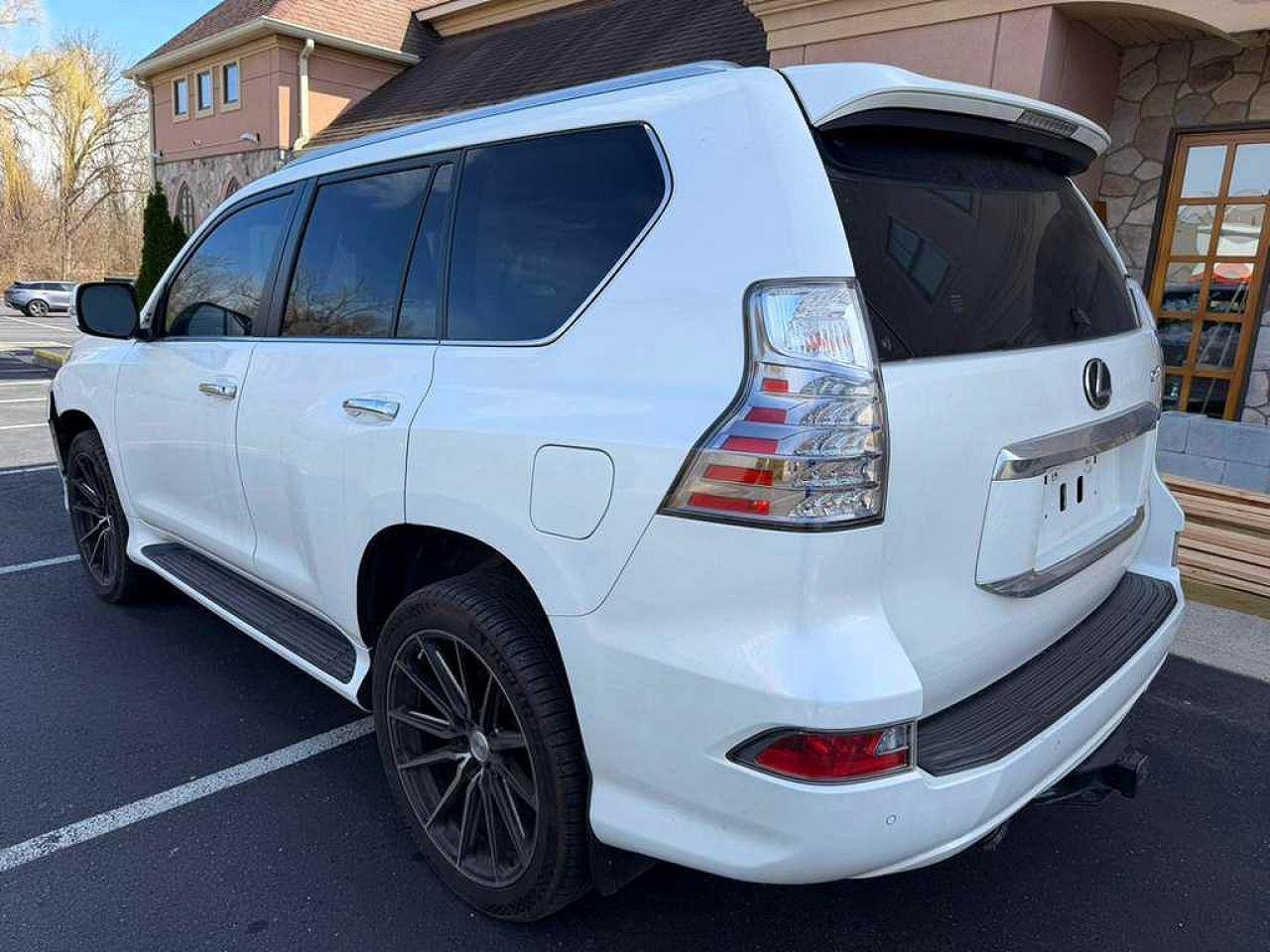 2021 Lexus Gx 460 Luxury - zdjęcie 2