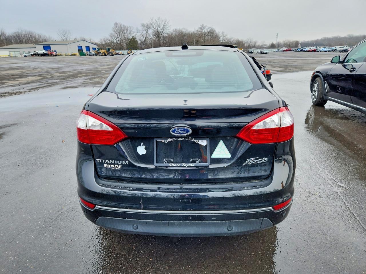 2017 Ford Fiesta Titanium - zdjęcie 6