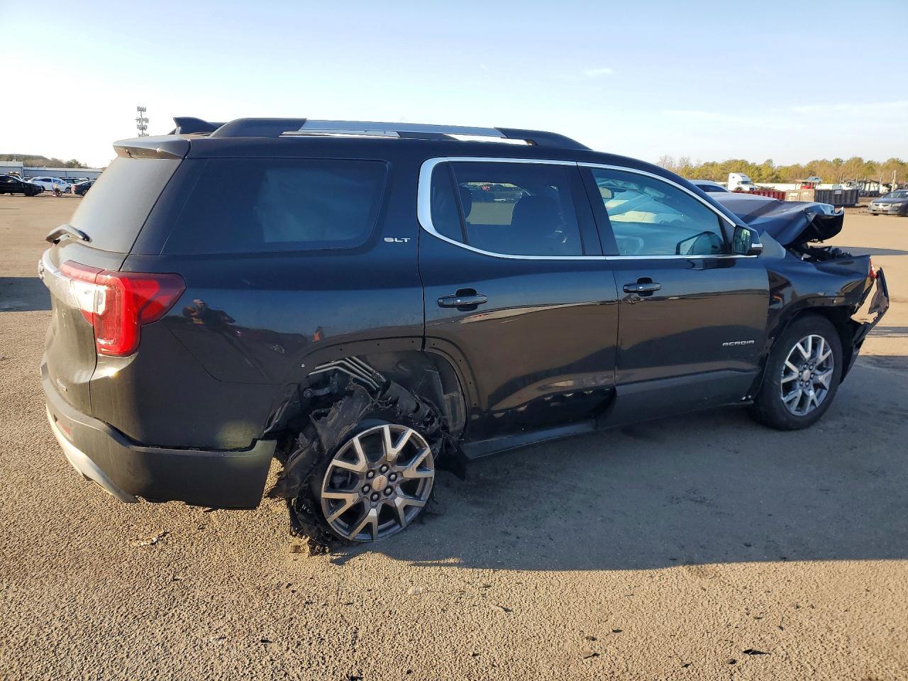 2022 GMC Acadia Slt - zdjęcie 3