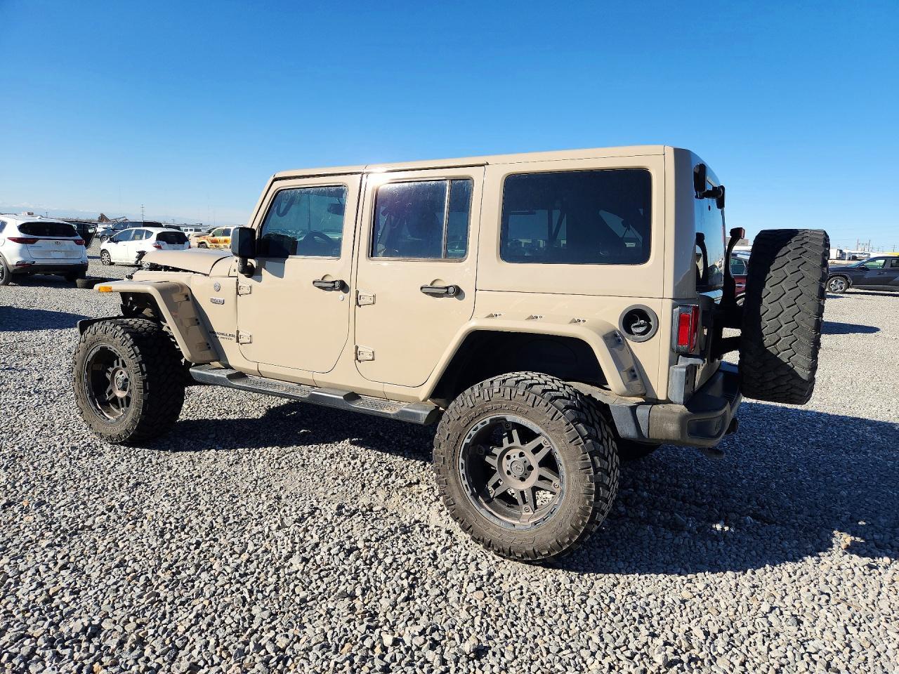 2016 Jeep Wrangler Unlimited Sahara - zdjęcie 2