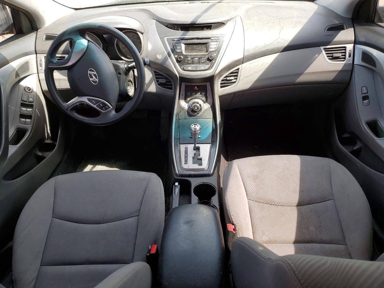 2013 Hyundai Elantra Gls - zdjęcie 8