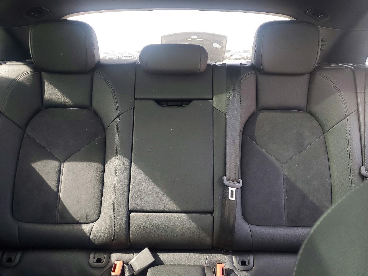 2015 Porsche Macan S - zdjęcie 10