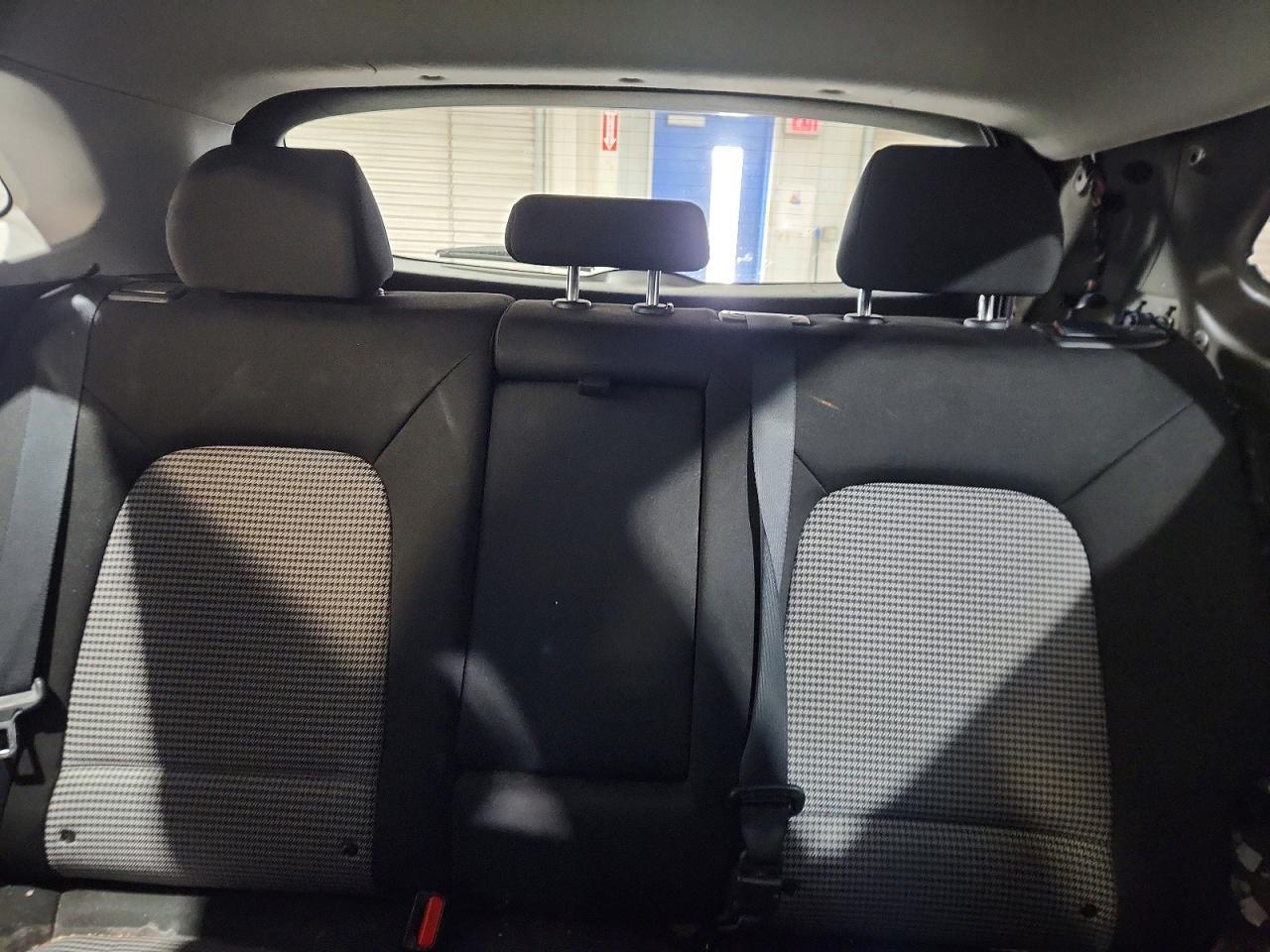 2021 Hyundai Kona Se - zdjęcie 10