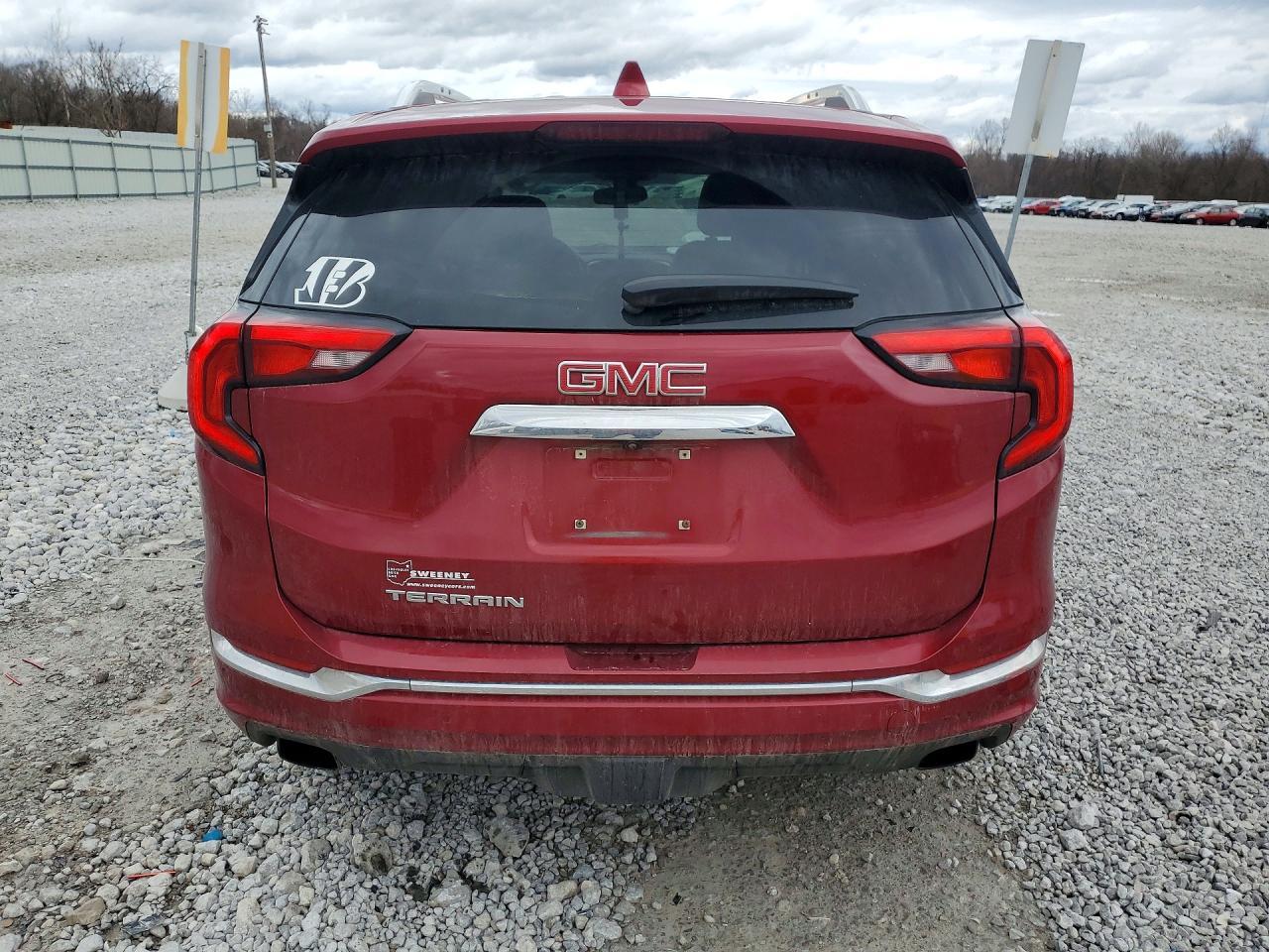 2019 GMC Terrain Denali - zdjęcie 6