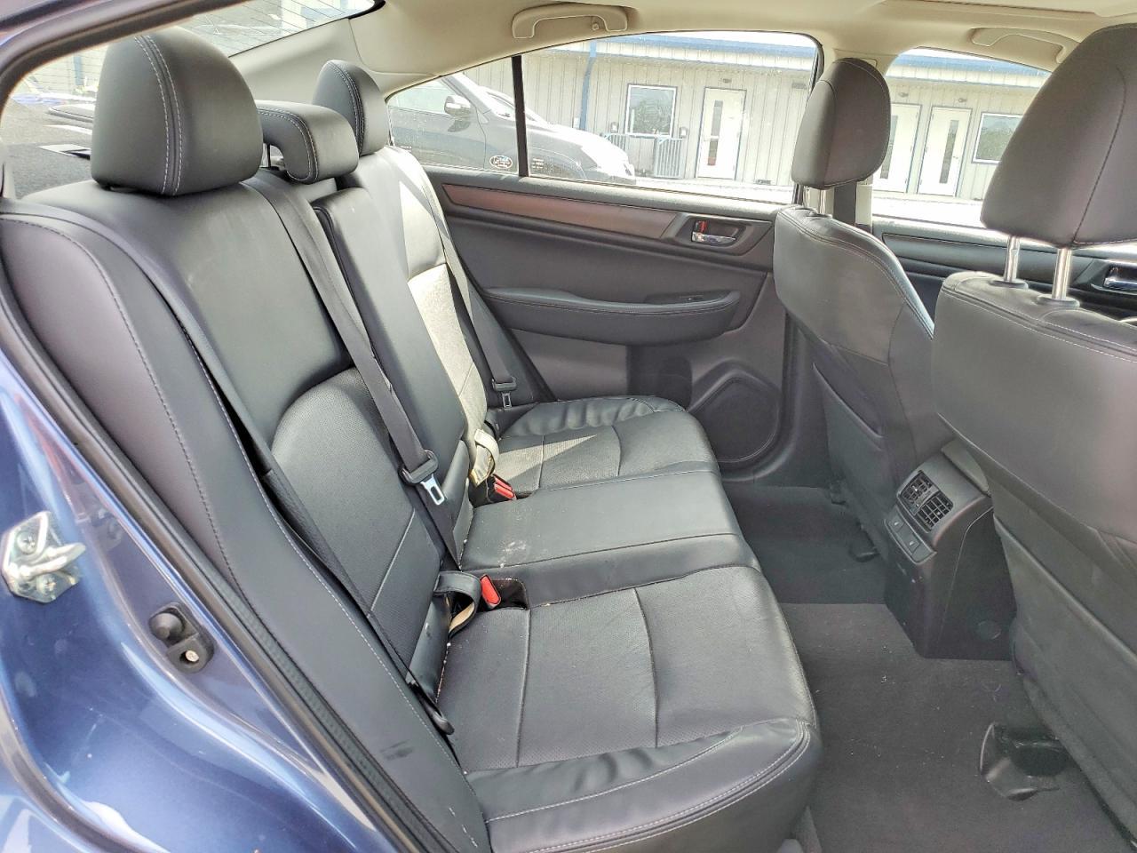 2017 Subaru Legacy 2.5I Limited - zdjęcie 10