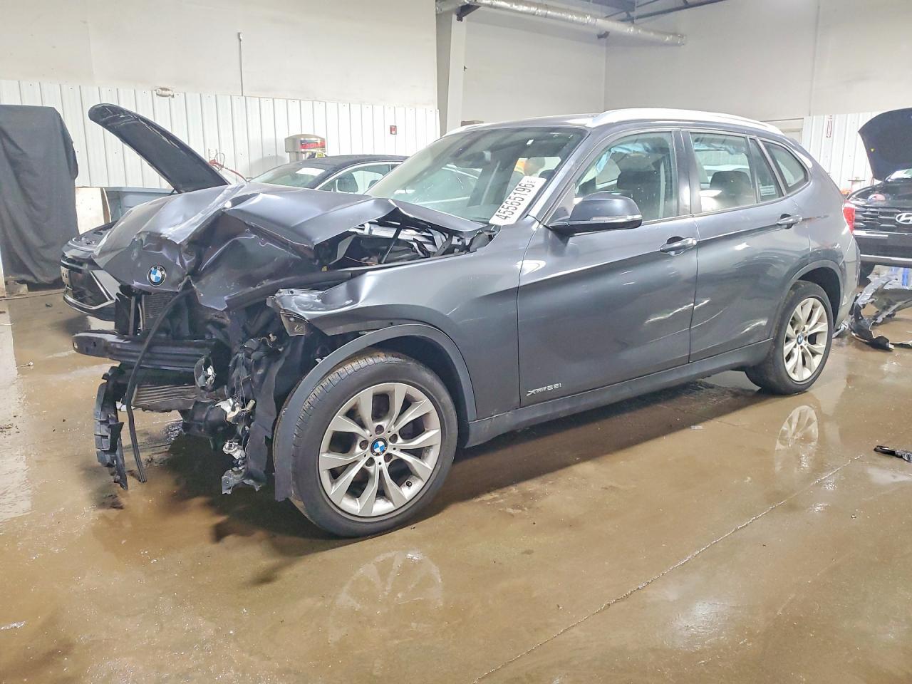 2013 BMW X1 xDrive28I - zdjęcie główne