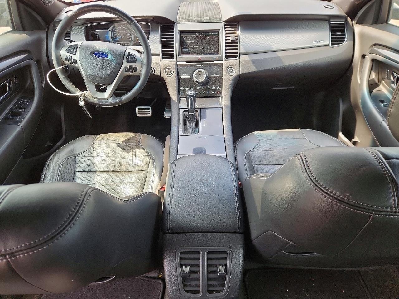 2014 Ford Taurus Sho - zdjęcie 8