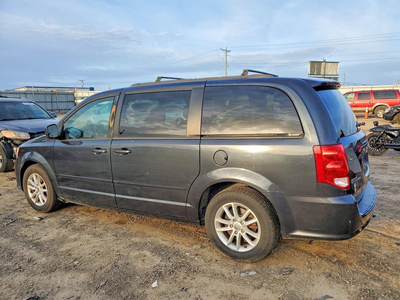 2014 Dodge Grand Caravan Sxt - zdjęcie 2