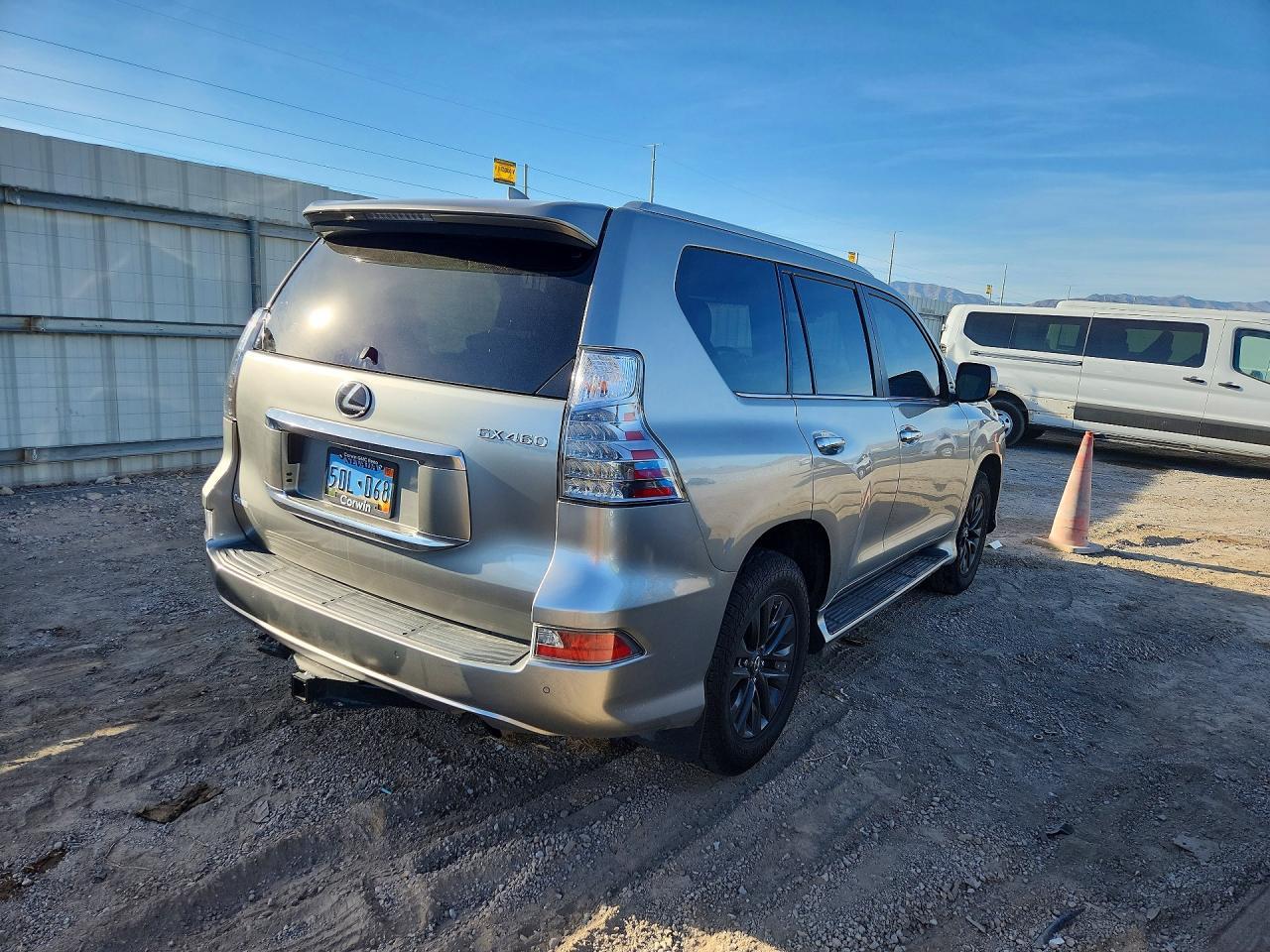 2023 Lexus Gx 460 Base - zdjęcie 3