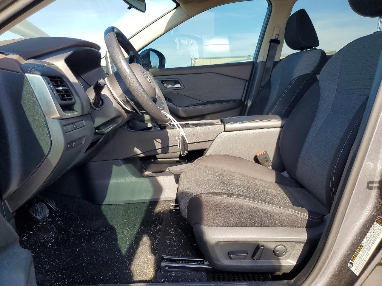 2023 Nissan Rogue Sv - zdjęcie 7