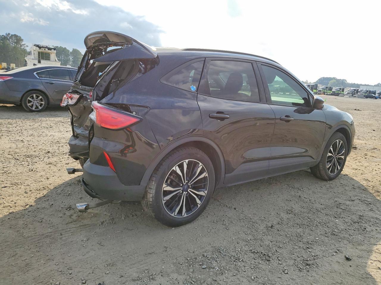 2021 Ford Escape Se - zdjęcie 3