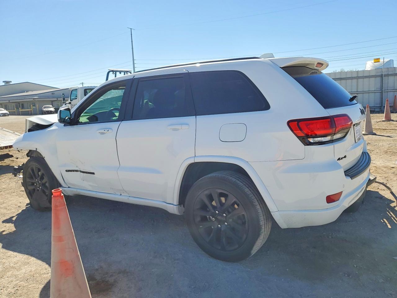 2019 Jeep Grand Cherokee Laredo - zdjęcie 2