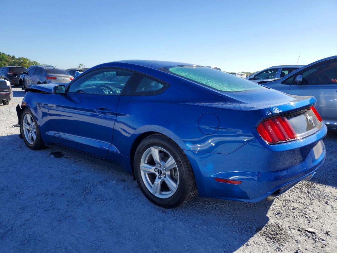 2017 Ford Mustang - zdjęcie 2