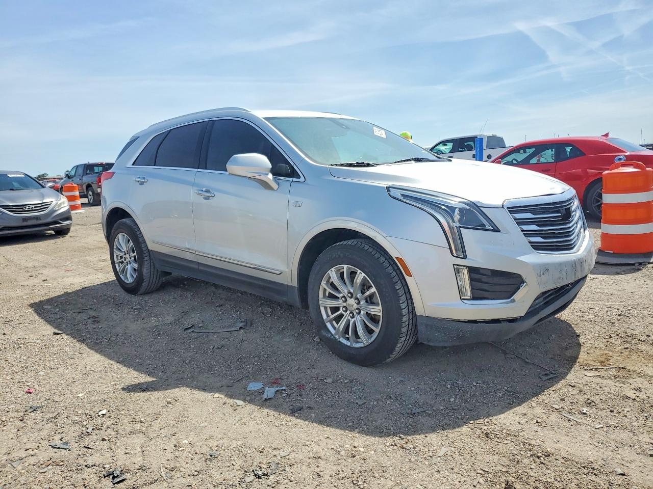 2017 Cadillac Xt5 - zdjęcie 4