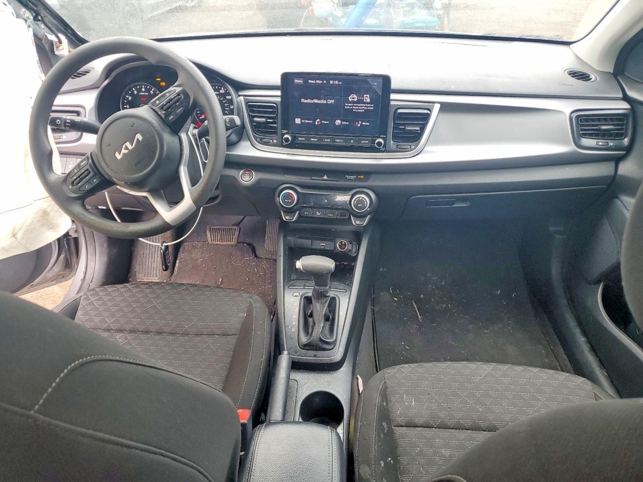 2023 Kia Rio 5-Door S - zdjęcie 8