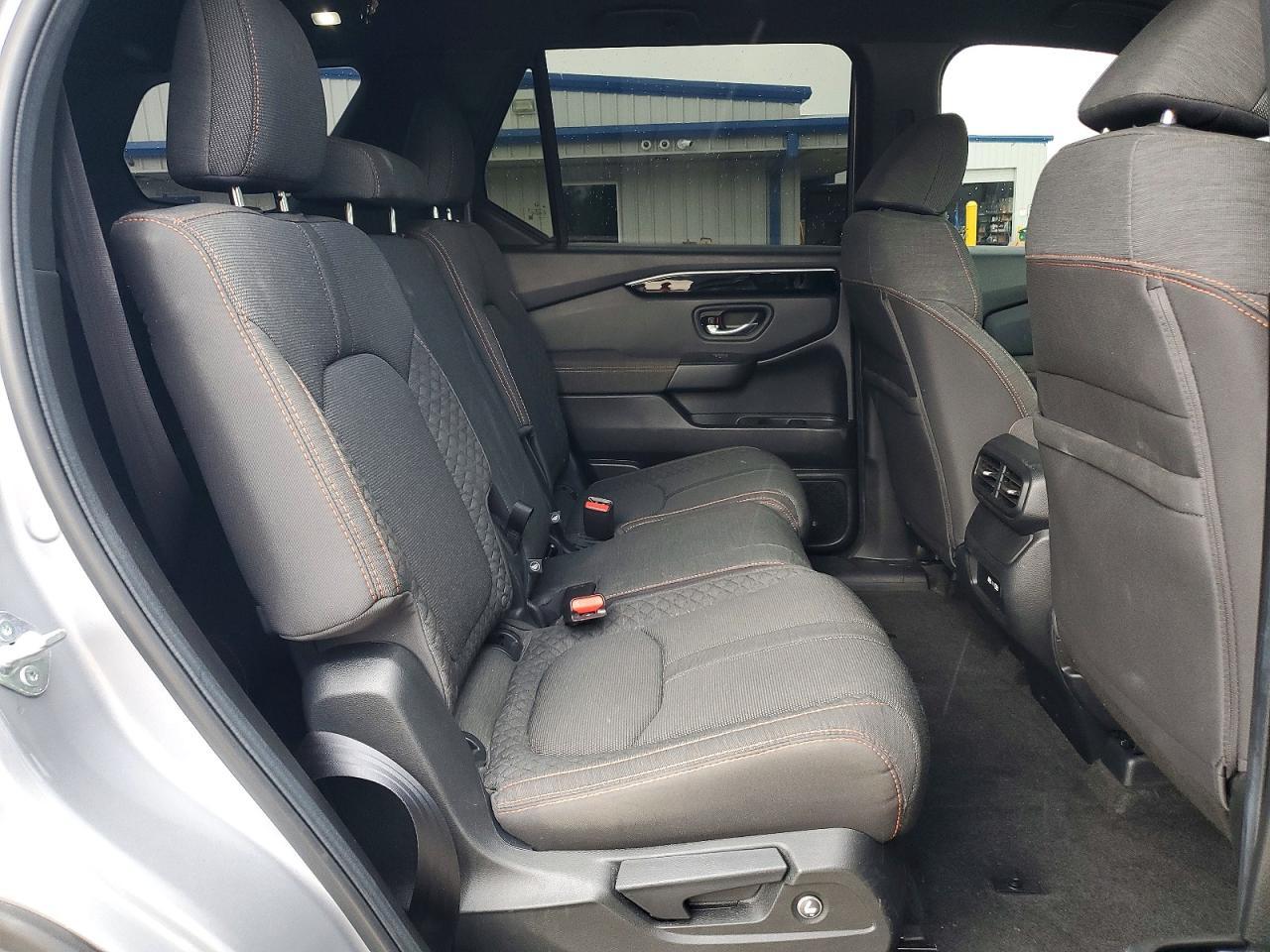 2023 Honda Pilot Sport - zdjęcie 11
