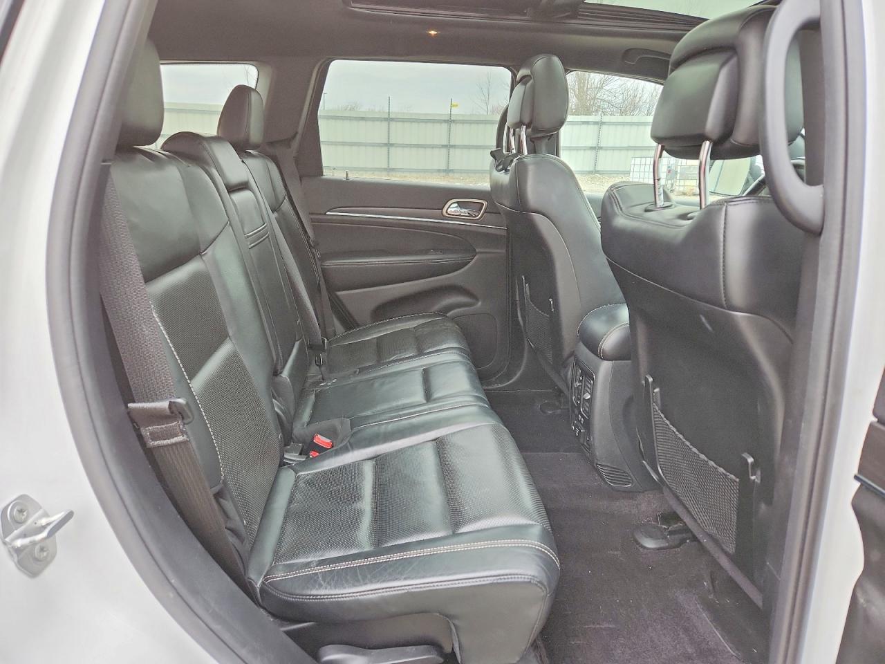 2016 Jeep Grand Cherokee Limited - zdjęcie 10