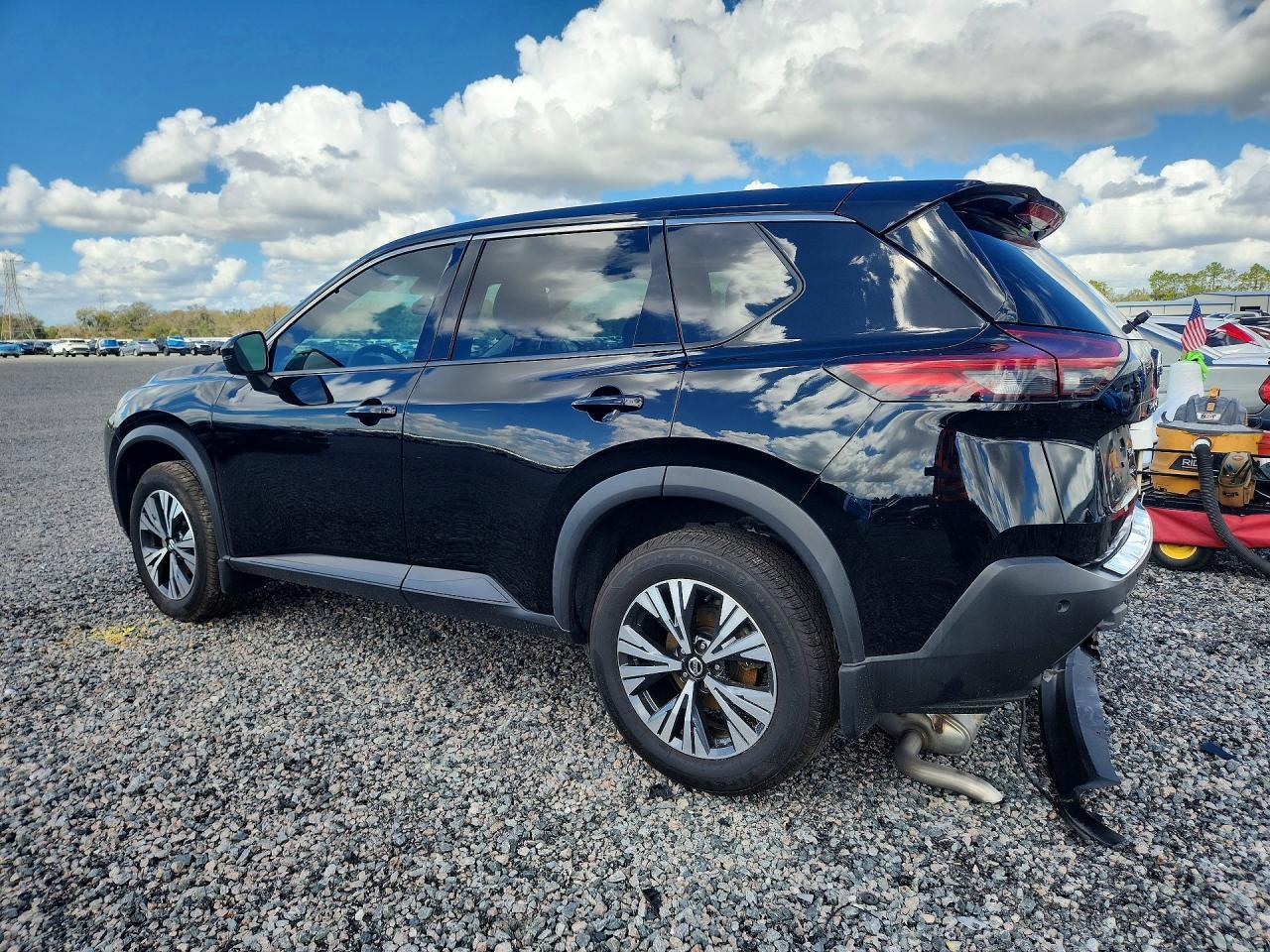 2021 Nissan Rogue Sv - zdjęcie 2