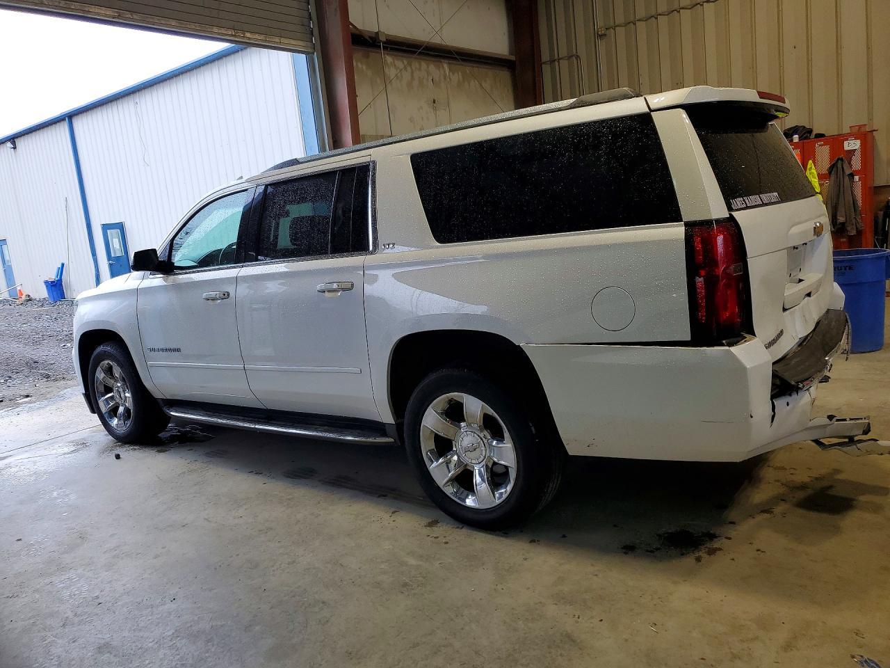 2016 Chevrolet Suburban K1500 Ltz - zdjęcie 2