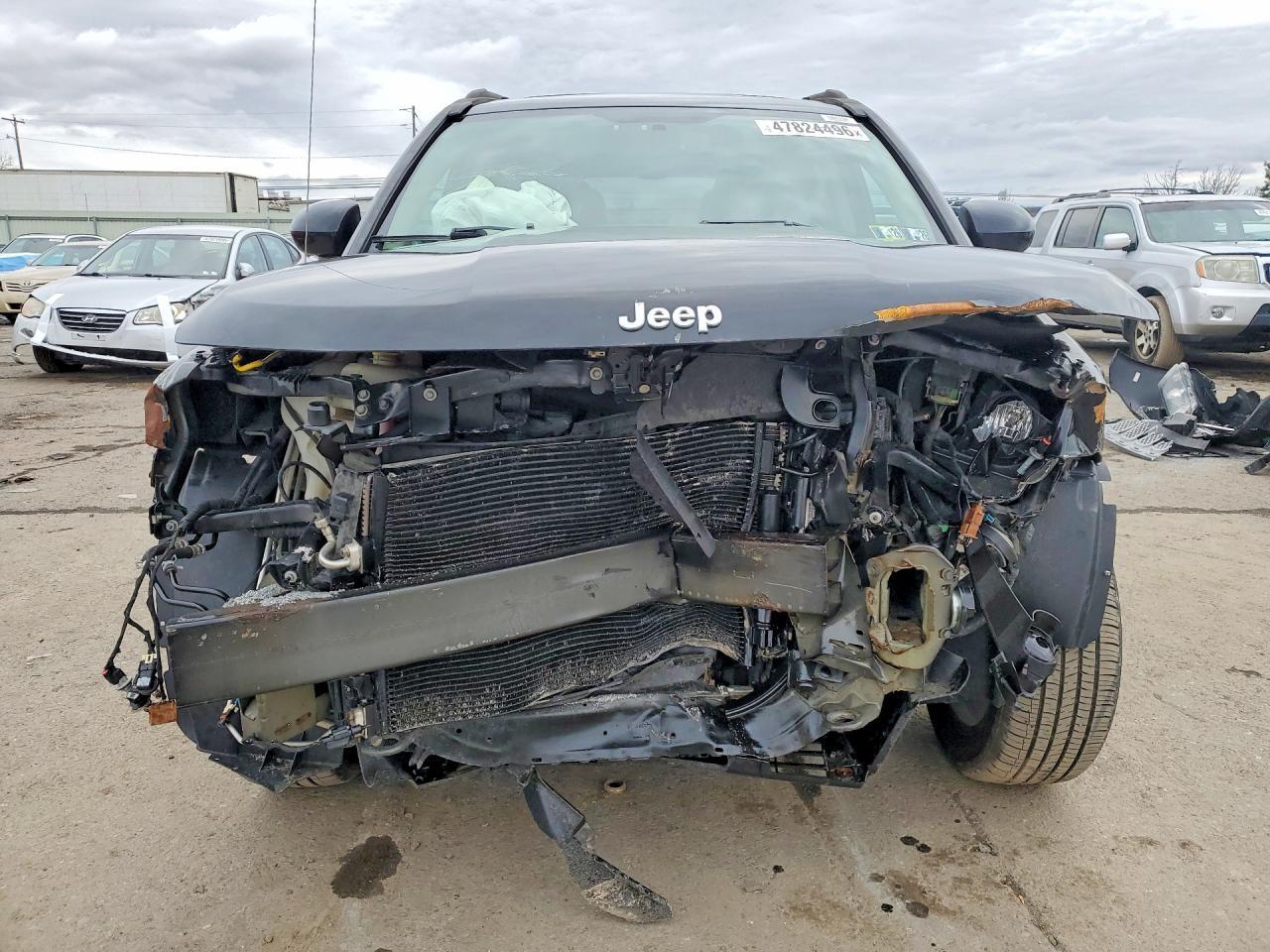 2016 Jeep Compass Latitude - zdjęcie 5