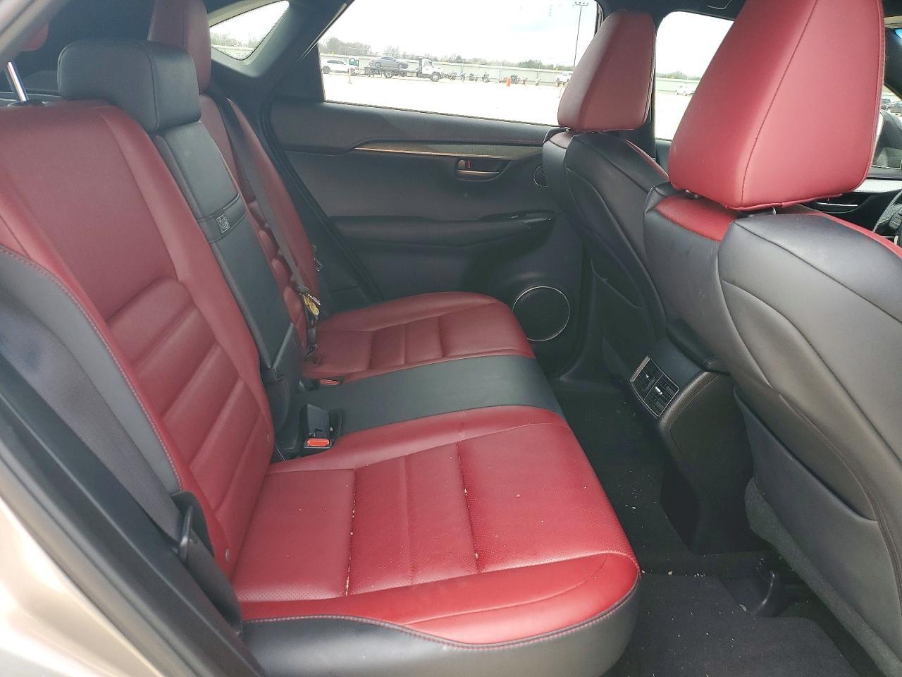 2016 Lexus Nx 200T F Sport - zdjęcie 11