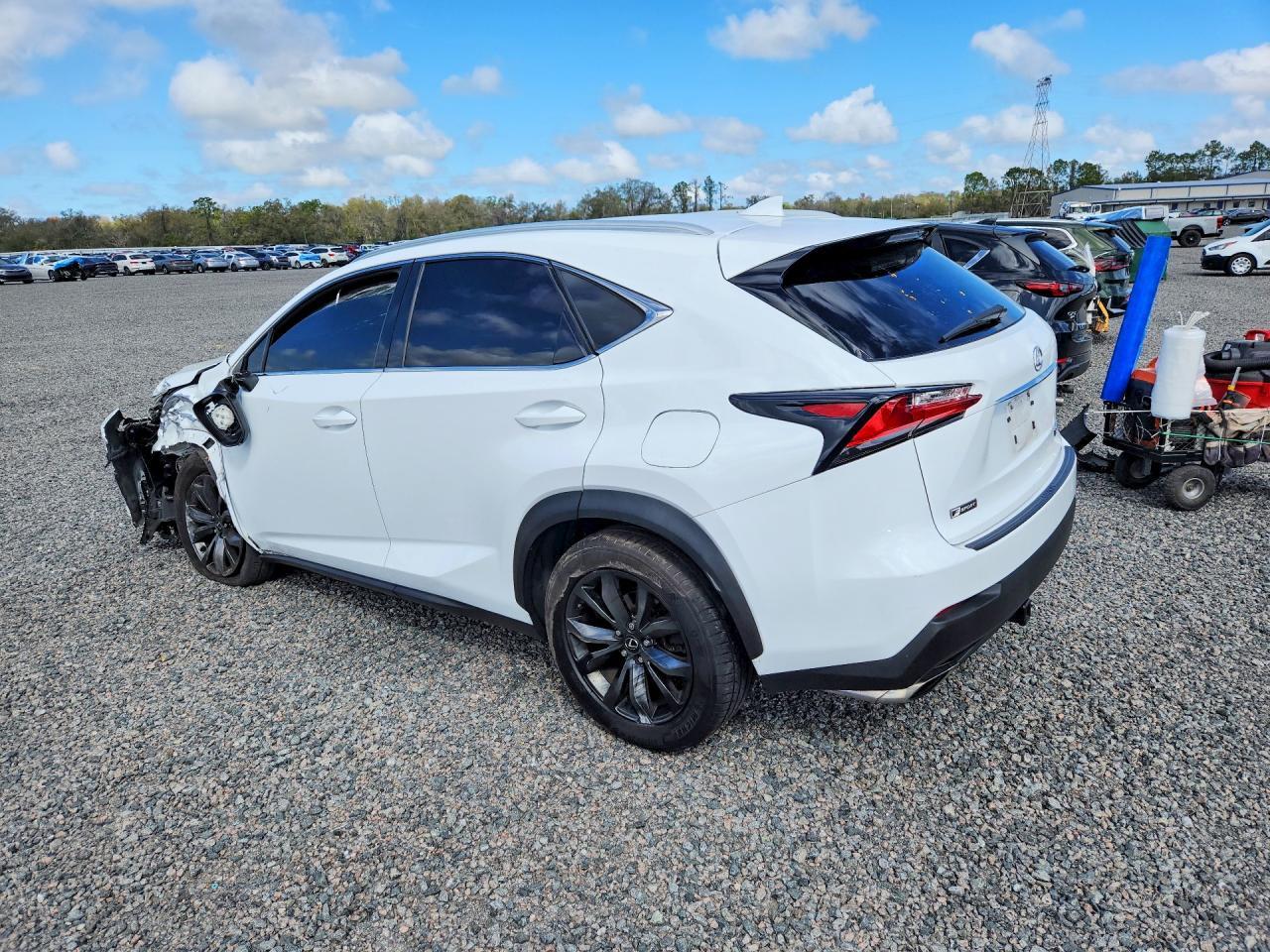 2017 Lexus Nx 200T F Sport - zdjęcie 2