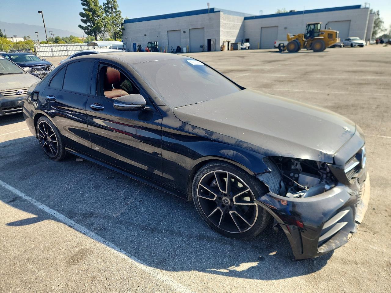 2021 Mercedes-Benz C 300 - zdjęcie 4
