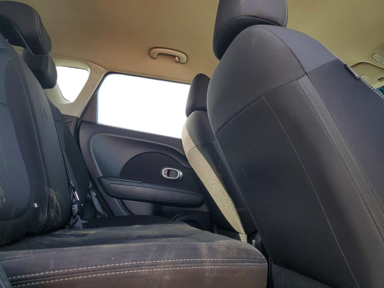 2018 Kia Soul Base - zdjęcie 10