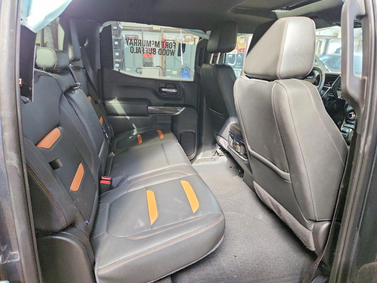 2022 GMC 1500 - zdjęcie 10