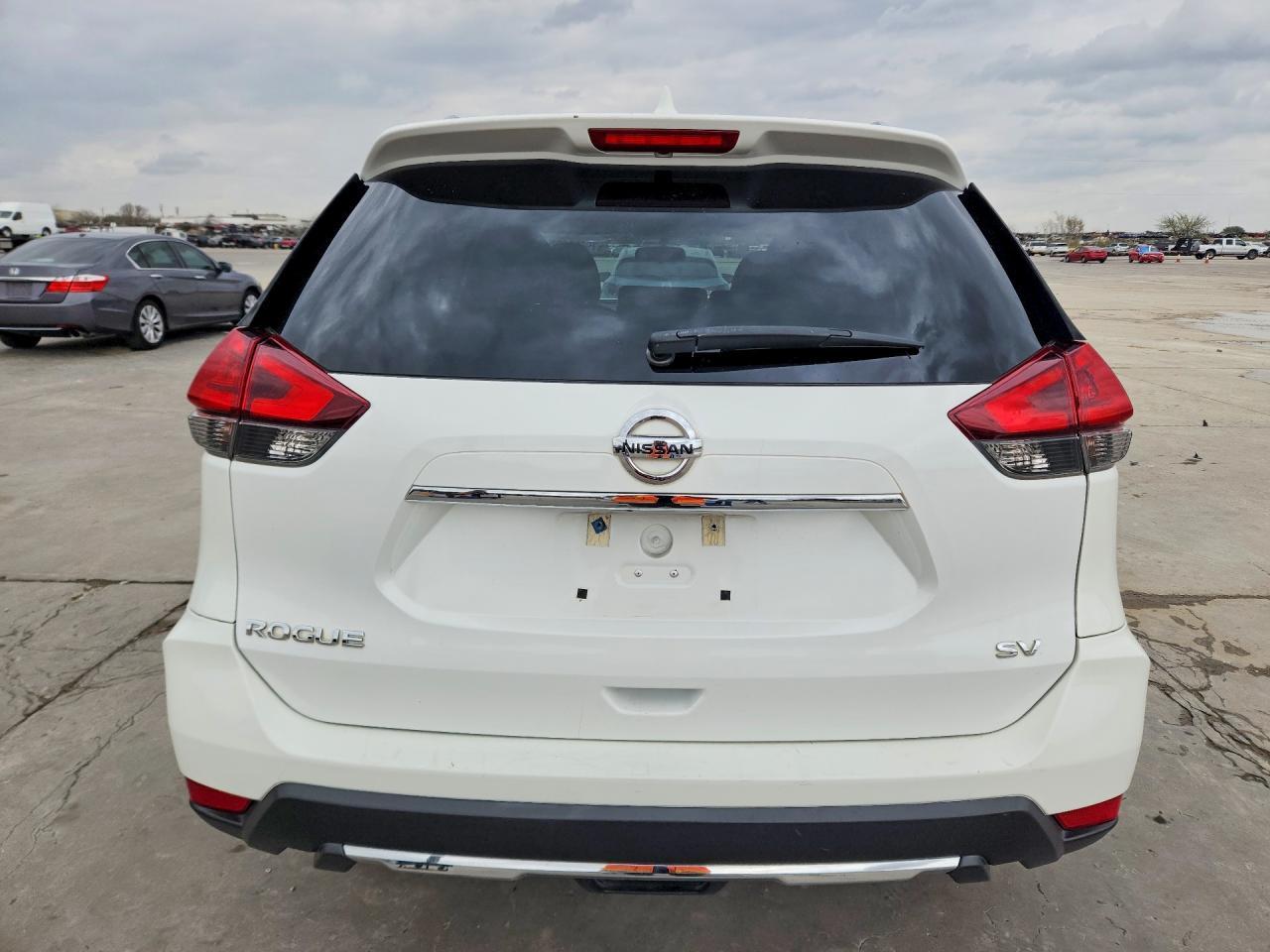 2017 Nissan Rogue Sv - zdjęcie 6