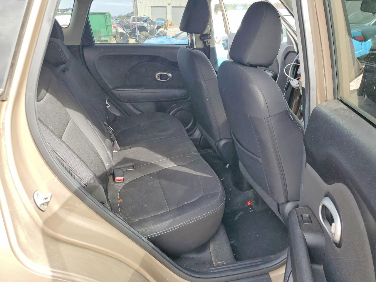 2014 Kia Soul Base - zdjęcie 11