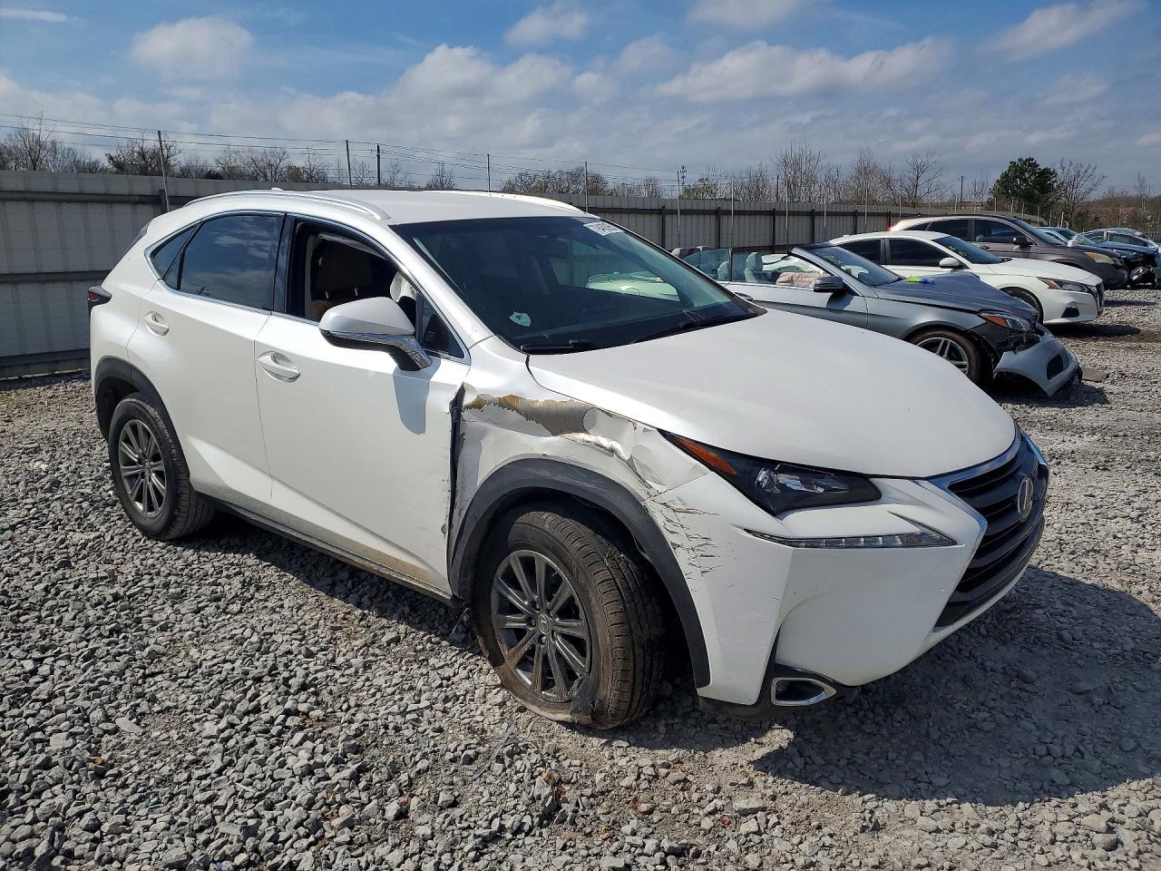 2017 Lexus Nx 200T Base - zdjęcie 4