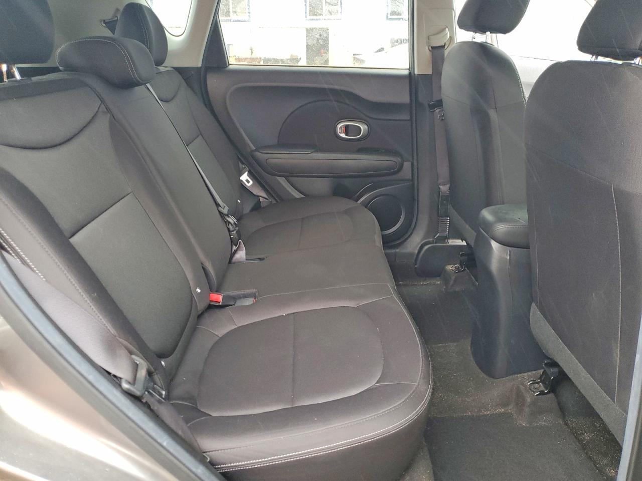 2016 Kia Soul Base - zdjęcie 10