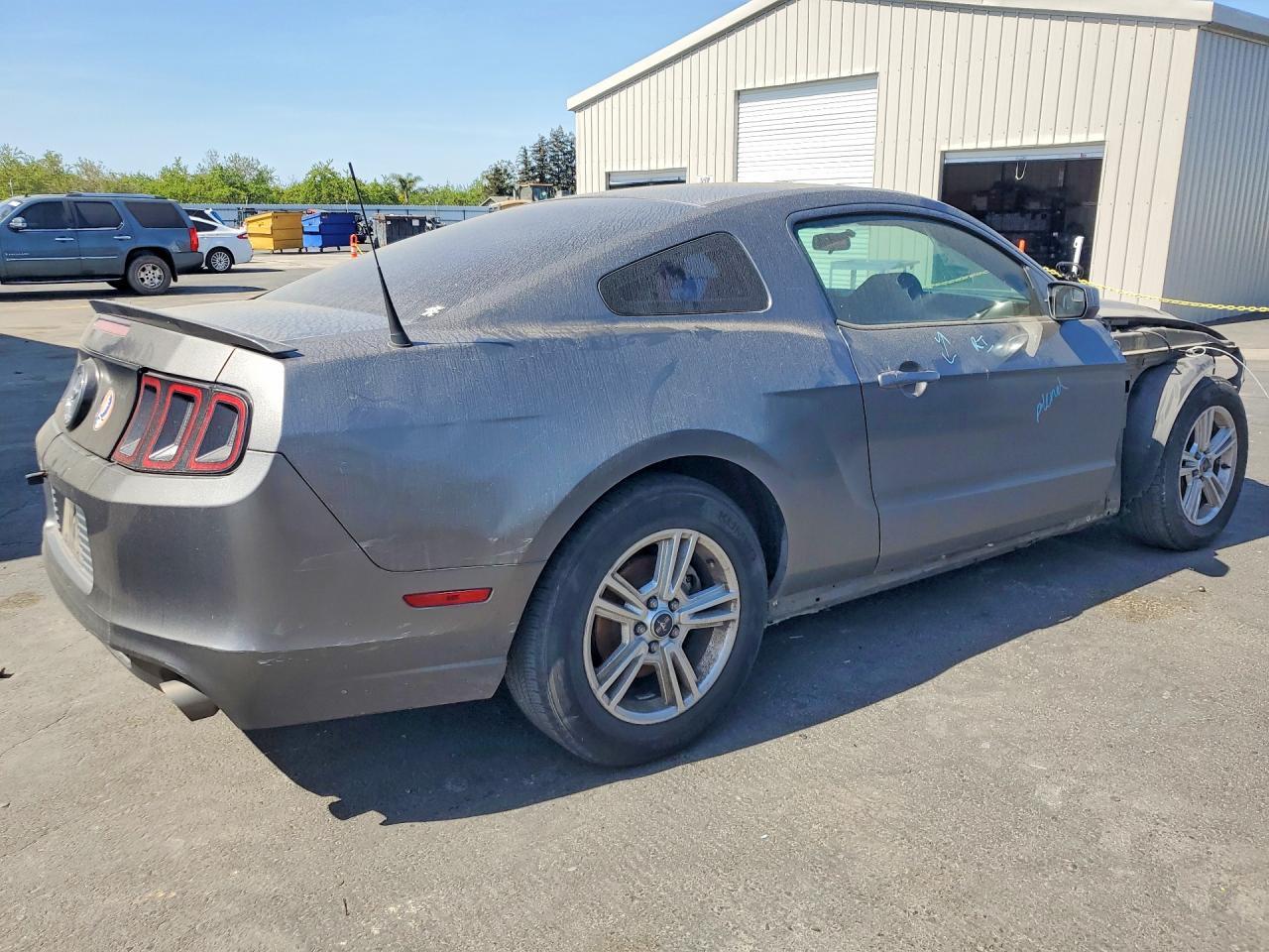 2013 Ford Mustang - zdjęcie 3