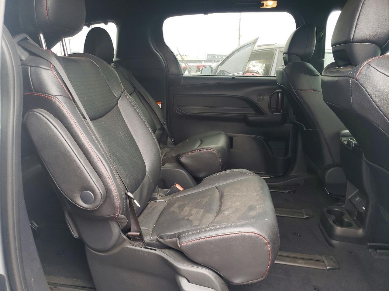2026 Toyota Sienna Xse 7-Passenger - zdjęcie 11