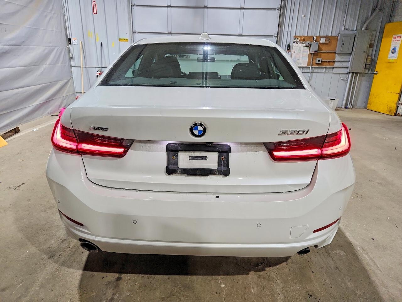 2024 BMW 330Xi - zdjęcie 6