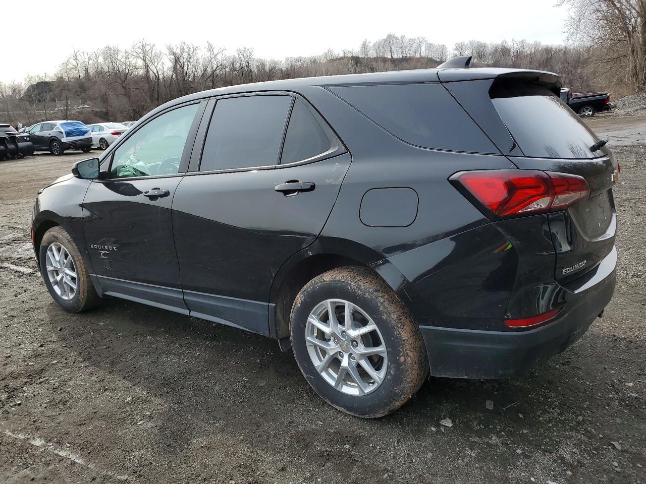 2024 Chevrolet Equinox Ls - zdjęcie 2