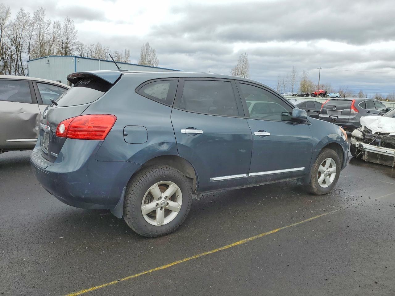 2013 Nissan Rogue S - zdjęcie 3