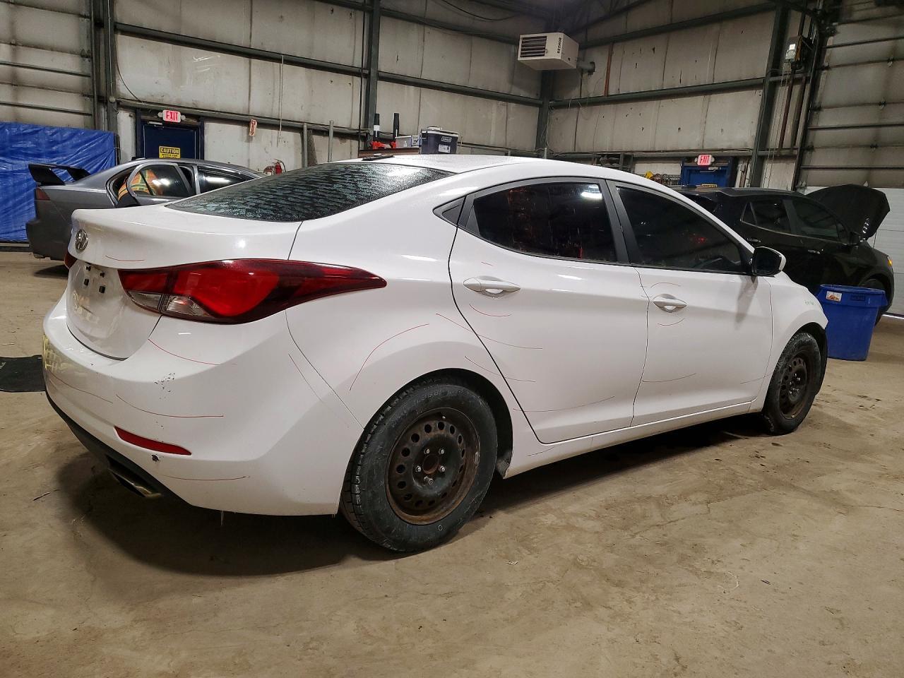 2016 Hyundai Elantra Sport - zdjęcie 3