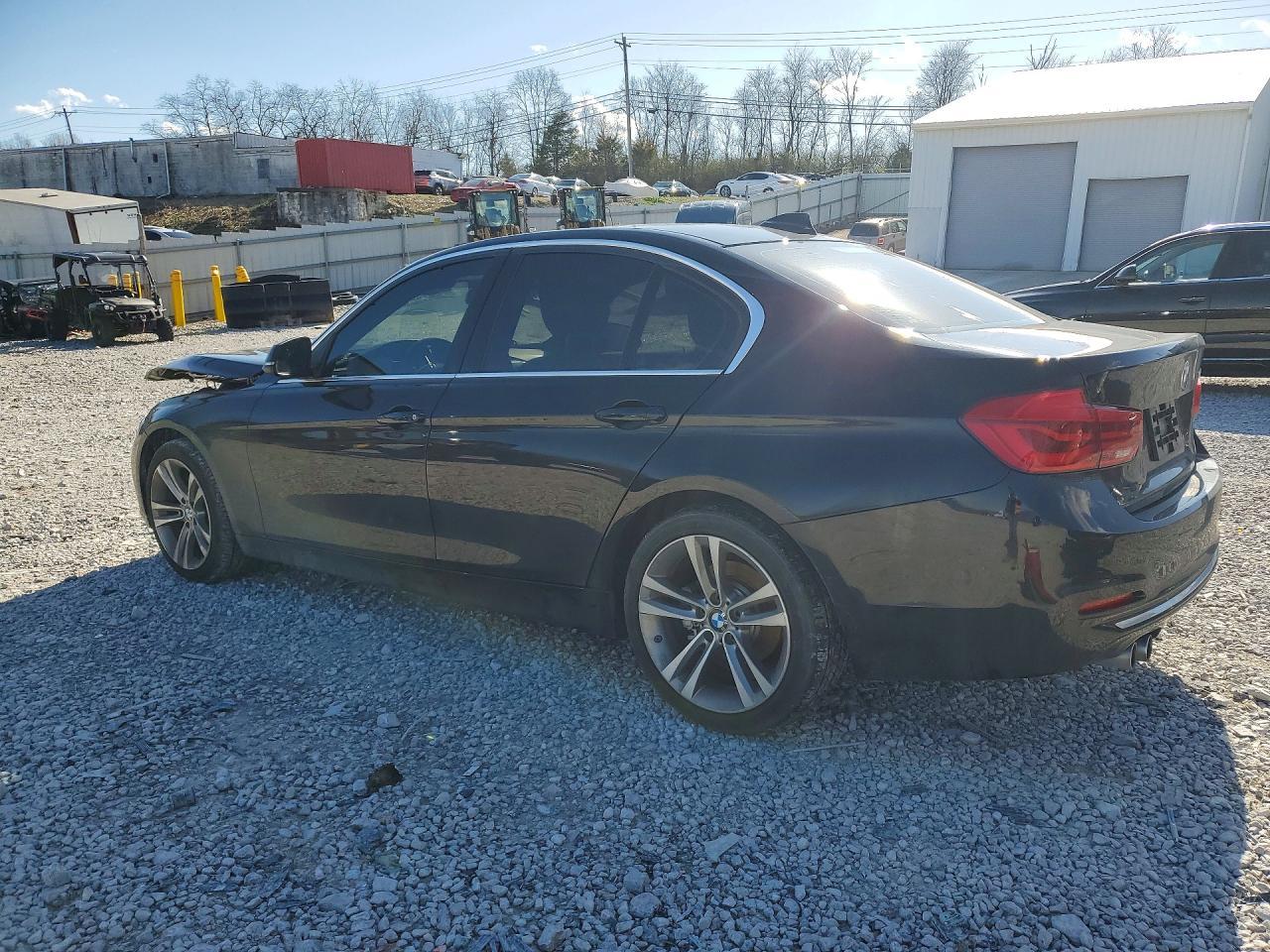 BMW Seria 3 - zdjęcie 2