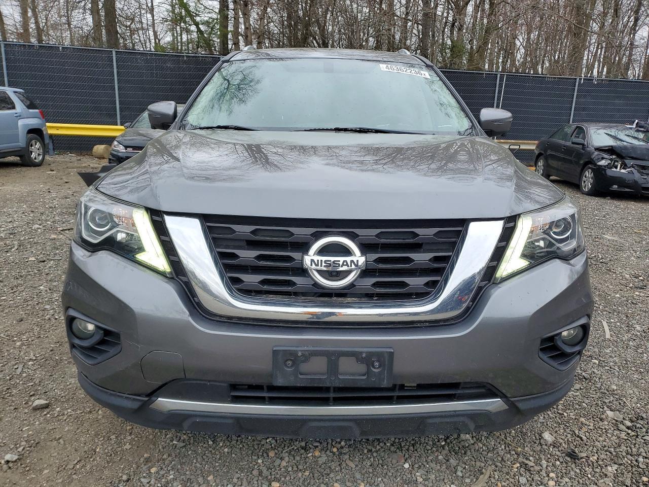 2019 Nissan Pathfinder Platinum - zdjęcie 5