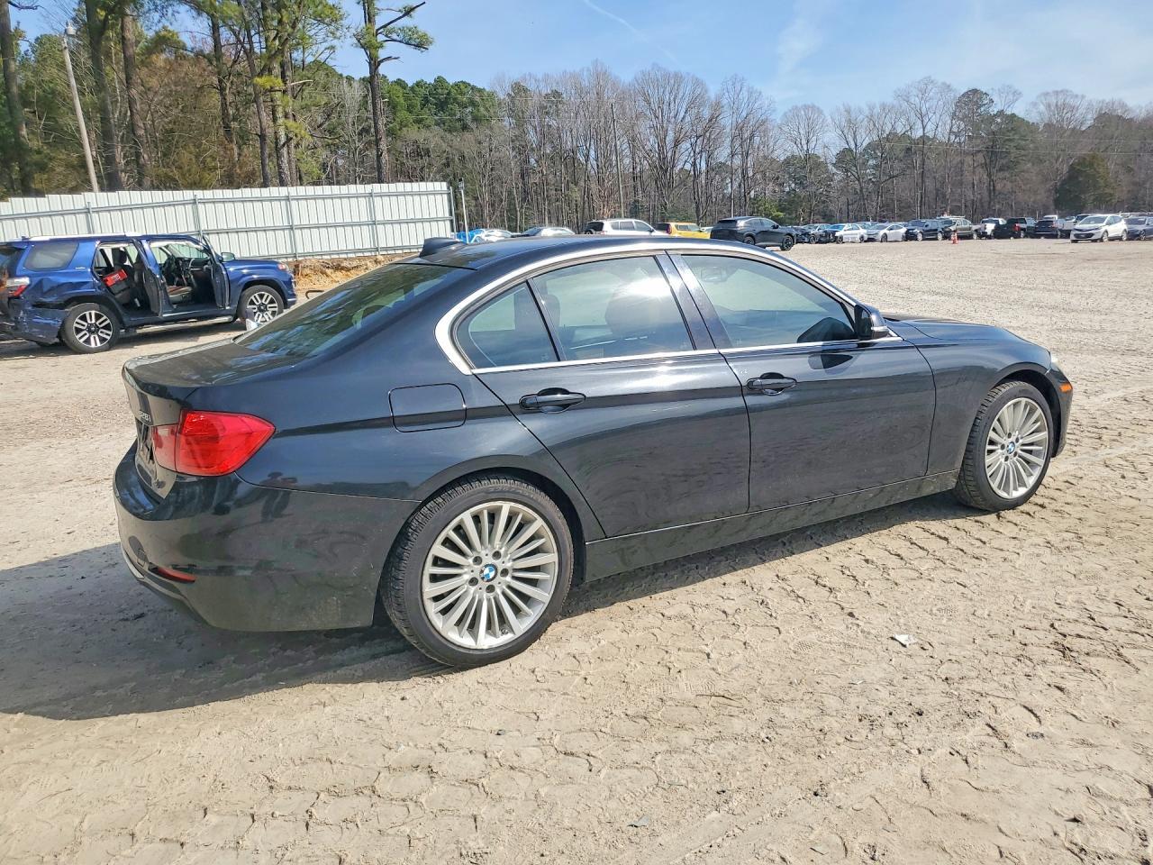 2013 BMW 328 I - zdjęcie 3